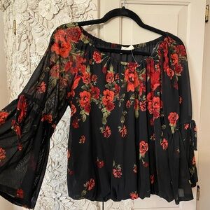 Embers NWOT boho style top SM